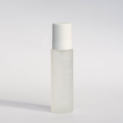 Aura Finishing Spray