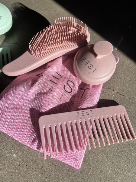 Zest Wide Tooth Comb  - PINK 