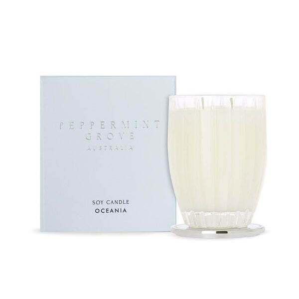 Oceania - Large Soy Candle 370g