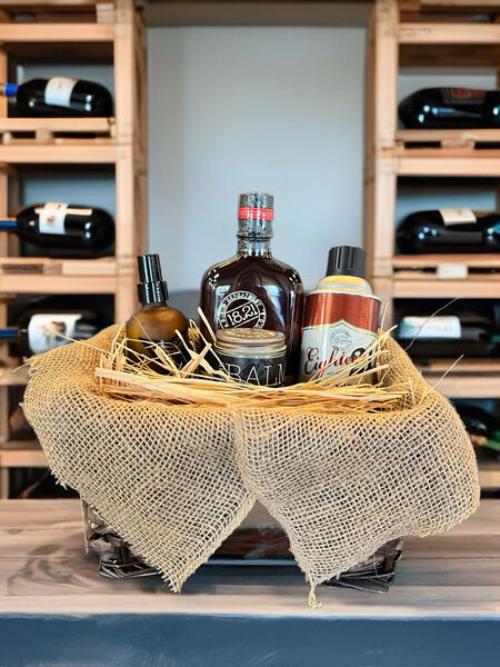 18.21 Gift Basket
