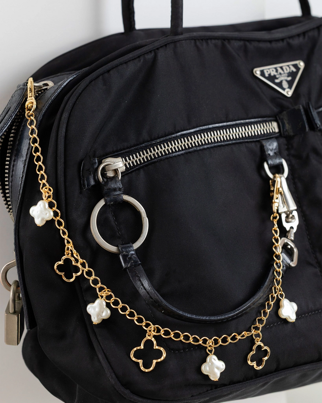 FR CLOVER CHAIN BAG CHARM