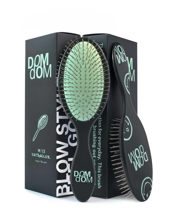 #13 Detangler Brush