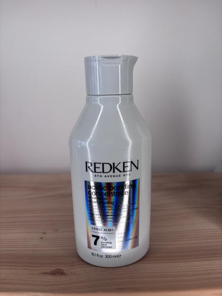 Acidic Bonding Concentrate Shampoo
