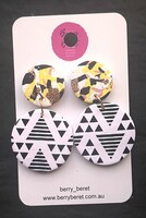 Berry Beret - L Matte Black & White Pattern with Marble Circle Stud