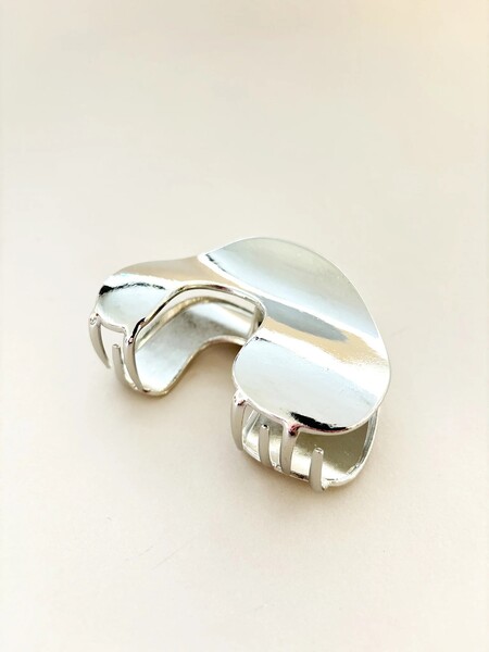 Collete Silver Claw Clip
