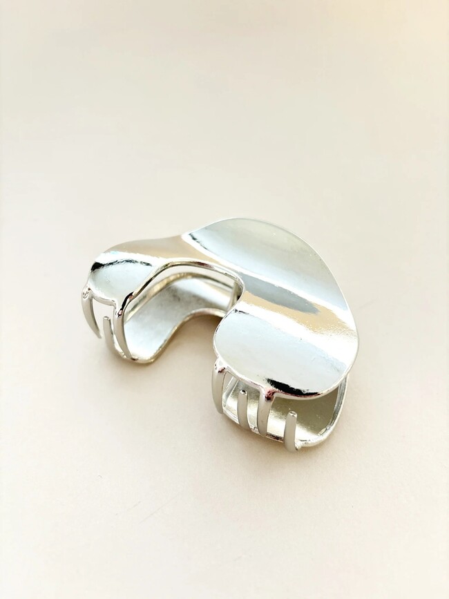 Collete Silver Claw Clip