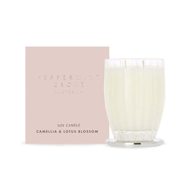 Camellia & Lotus Blossom - Large Soy Candle 370g