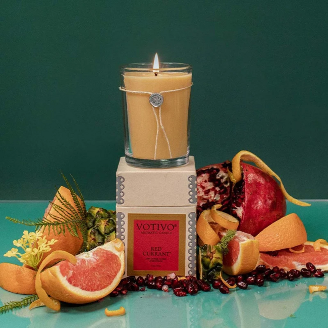 Votivo Holiday Collection aromatic candle | Red Currant