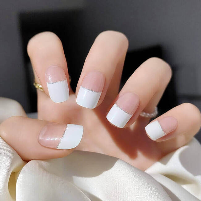 WHITE FRENCH SILVER LINES NG200045 SEMI-CURED GEL NAIL WRAPS