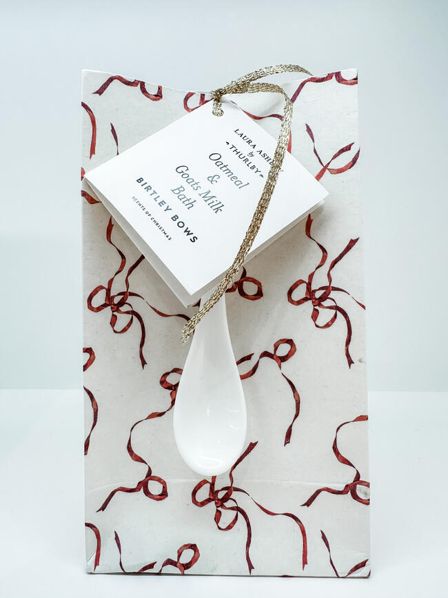 Birtley Bows Oatmeal & Goats Milk Bath - Red