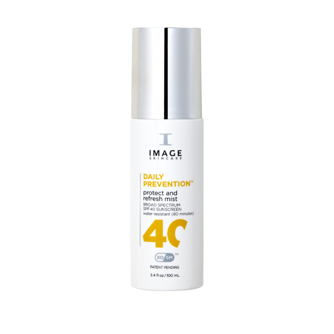 DAILY PREVENTION protect and refresh mist SPF 40
