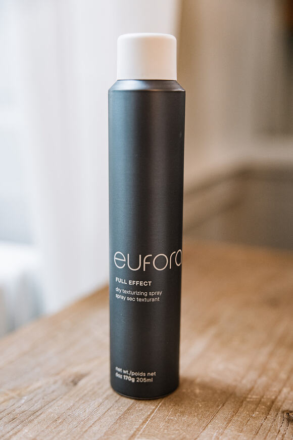 Full Effect dry texturizing spray