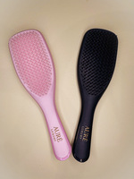 Aurè Luxury Detangle Brush Pink