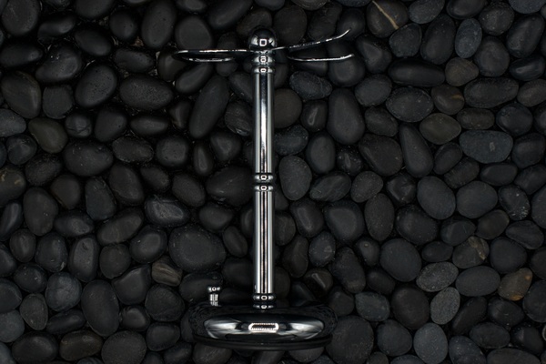 Chrome Shave brush and razor stand 