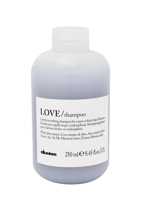 LOVE SMOOTHING SHAMPOO