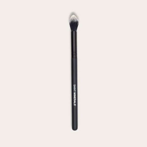 DETAILED HIGHLIGHTER BRUSH