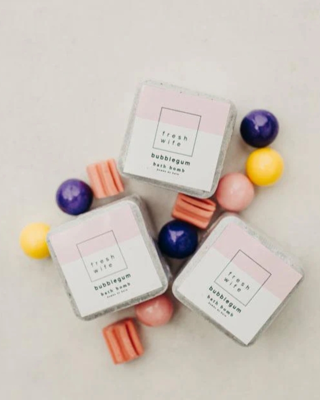 BATH BOMB - BUBBLE GUM 