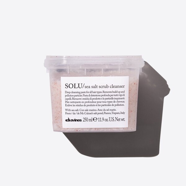Solu SeaSalt Scrub Cleanser