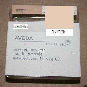01 / Cream Il Pressed Powder