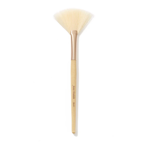 White Blush Fan Brush