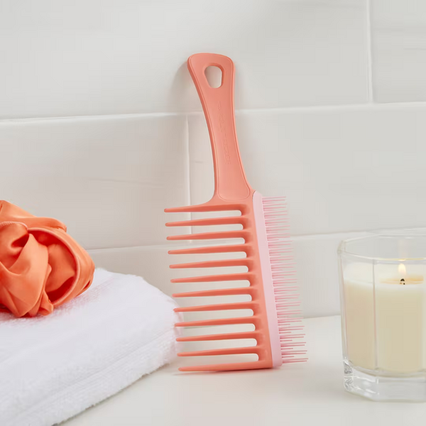 Wide Tooth Comb: Peach