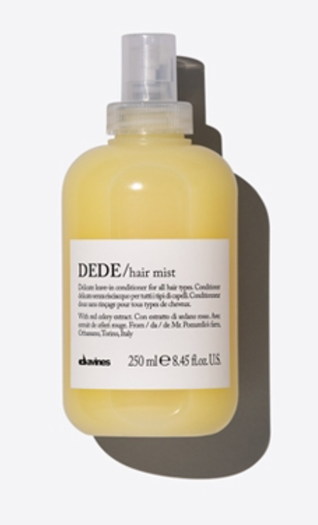 Dede Leave in Mist
